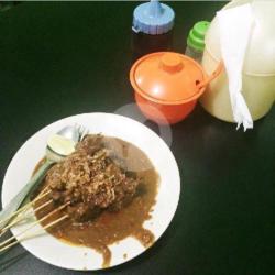 Sate Setengah Porsi