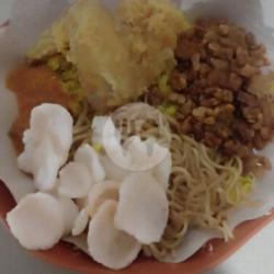 Nasi Kuning Ayam Crispy