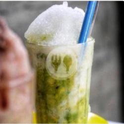 Alpukat Kocok Susu Putih