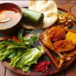 Paket Nasi Timbel Komplit