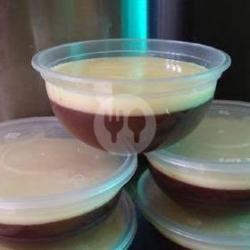 Puding Coklat Vla Vanila 200ml