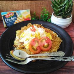Omelette Mie Keju