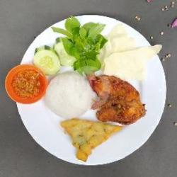 Nasi Ayam Tempe Dada Sayap / Paha Atas Paha