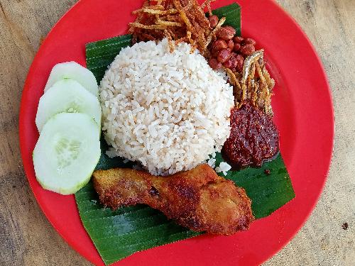 Nasi Lemak Berlauk TANJUNG BATU, Tiban