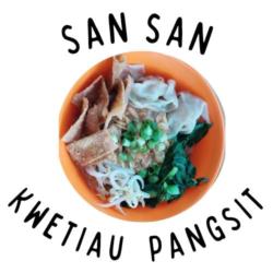 Kwetiau Ayam Pangsit