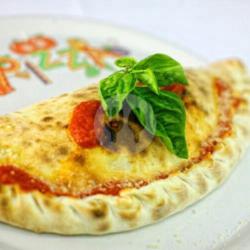 Pizza Calzone Ricotta Ham