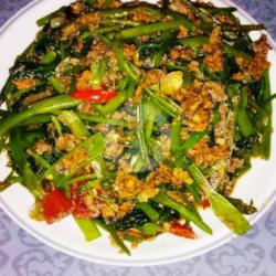 Cah Kangkung Bumbu Oncom