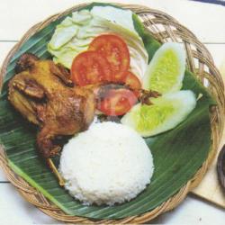 Burung Puyuh Goreng. Tanpa Nasi