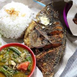 Pecel Ikan Bawal   Nasi