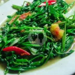 Kangkung Balacan