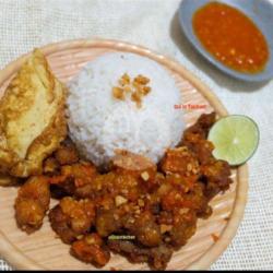 Nasi Potongan Ayam Pedasss  Extra Dan Telur Dadar