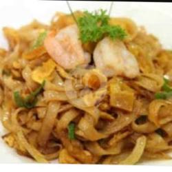 Mie Kwetiau Goreng Dadar
