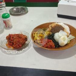 Nasi Ayam Sambalado