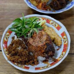 Nasi Ikan Panggangan Pe