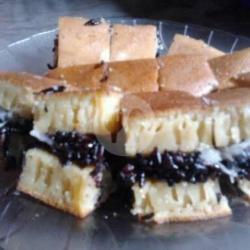 Martabak Bangka Keju Pulut