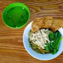 Mie Pelangi Ayam Lumpia Kulit Tahu