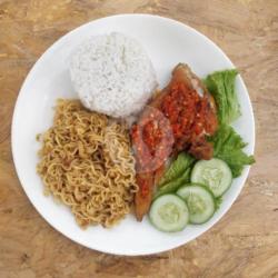 Indomie Nasi Ayam Geprek