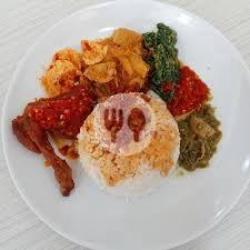 Nasi Bungkus Ayam Cabai  Merah