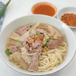 Bakmi Kuah Sapi