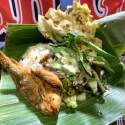 Sego Pecel Iwak Kali