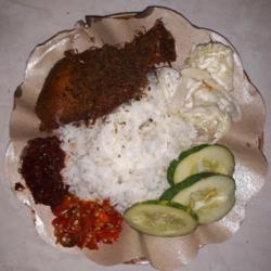 Nasi Bebek Goreng Serundeng