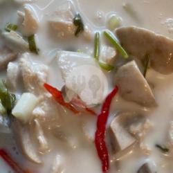 Tom Kha Gai / Thai Tom Yam Coconut Milk