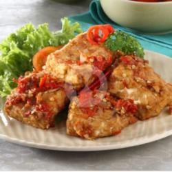 Tahu Penyet Sambel Kemangi