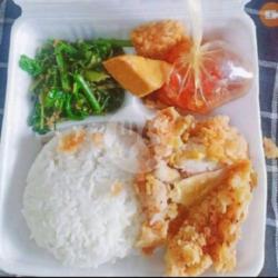 Ayam Geprek Paket Sayur Paku Bunga Pepaya