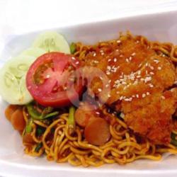 Mie Goreng Chicken Katsu