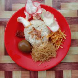 Nasi Uduk Telor Semur