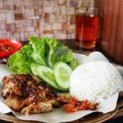 Ayam Bakar Geprek (pakai Nasi)