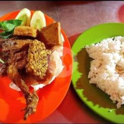 Nasi Pecel Ayam Tempe Tahu