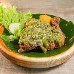 Ayam Penyet Sambal Rawit Ijo Perpotong