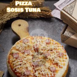 Pizza Sosis Tuna
