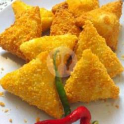 Risoles Kentang Wortel Isi 3pcs