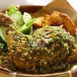 Nasi Ayam Penyet Ijo Lengkap