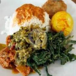 Nasi Padang Perkedel Kentang