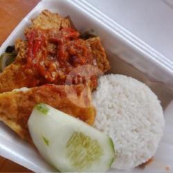 Sego Sambel Ikan Telur Dadar Tempe