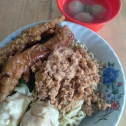 Mie Ayam Bakso Pangsit Ceker