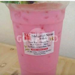 Minuman Red Velved