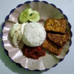 Nasi Tempe Penyet