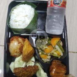 Paket Nasi Telor Tahu Tempe