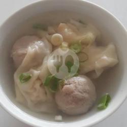 Pangsit Kuah Bakso