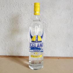 (21 ) Iceland Citrus Vodka (700ml)