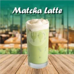 Ice Matcha Latte