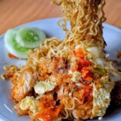 Mie Geprek Telur