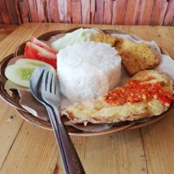 Nasi   Telor Geprek   Tahu Tempe   Sambal