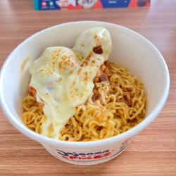 Mie Goreng Ayam Kriyuk Mozarella