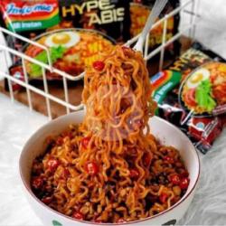 Indomie Goreng Rasa Ayam Geprek