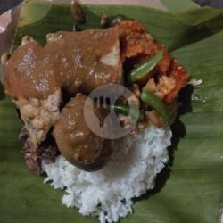 Nasi Gudeg Telur   Tahu / Tempe